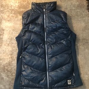 Descente Women's Down Puffer Vest